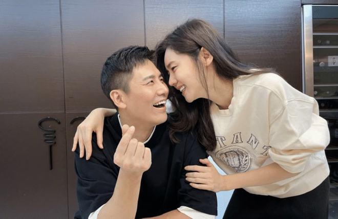 参谋长不敲门进司令员房间,还要掀蚊帐,夫人尴尬:他成家了吗?