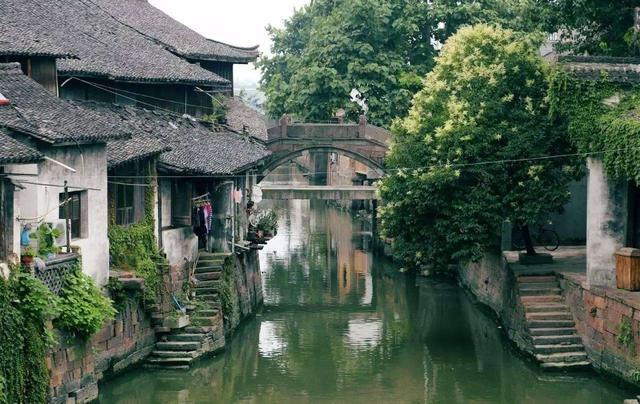 绿茵之巅
