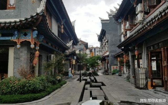 说起智能座舱,就会想到特斯拉