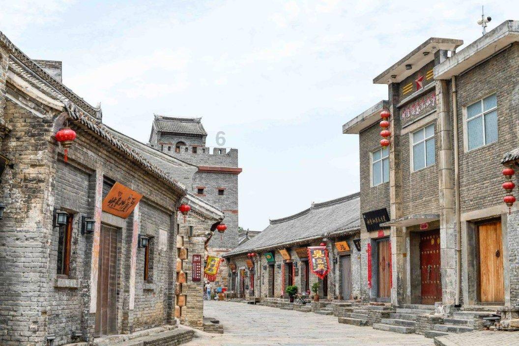 美国伊利诺伊州连环枪案致8死，嫌疑人自杀